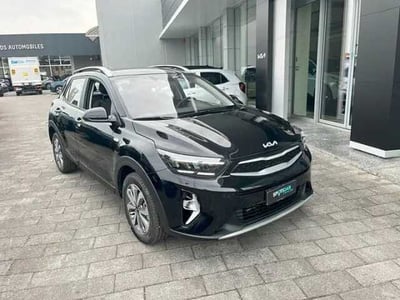 Kia Stonic 1.2 mpi Urban 79cv nuova a Magenta