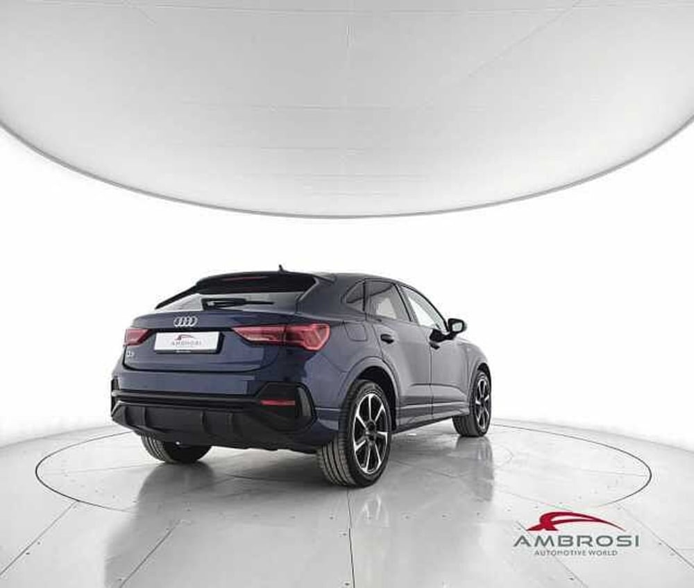 Audi Q3 Sportback usata a Perugia (3)