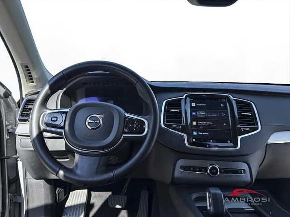 Volvo XC90 usata a Perugia (15)