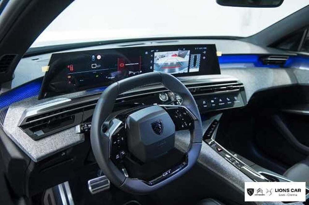 Peugeot 5008 nuova a Lodi (11)