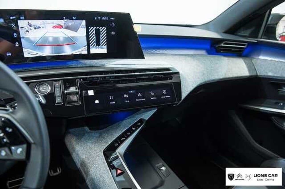 Peugeot 5008 nuova a Lodi (20)