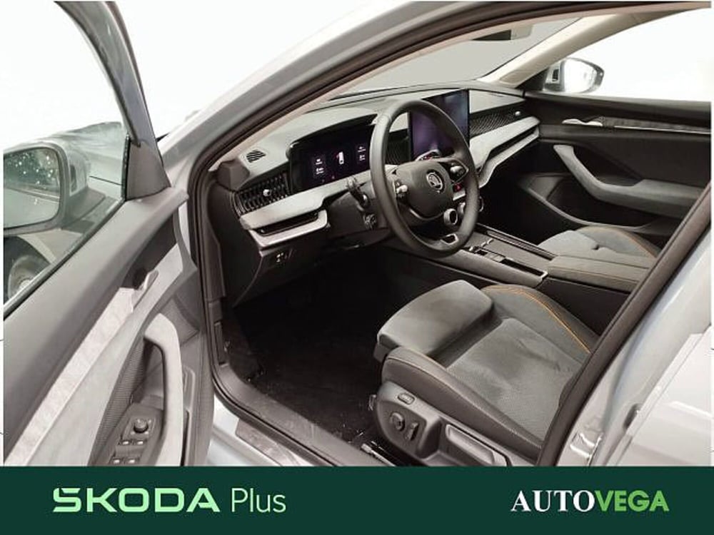 Skoda Superb nuova a Vicenza (6)
