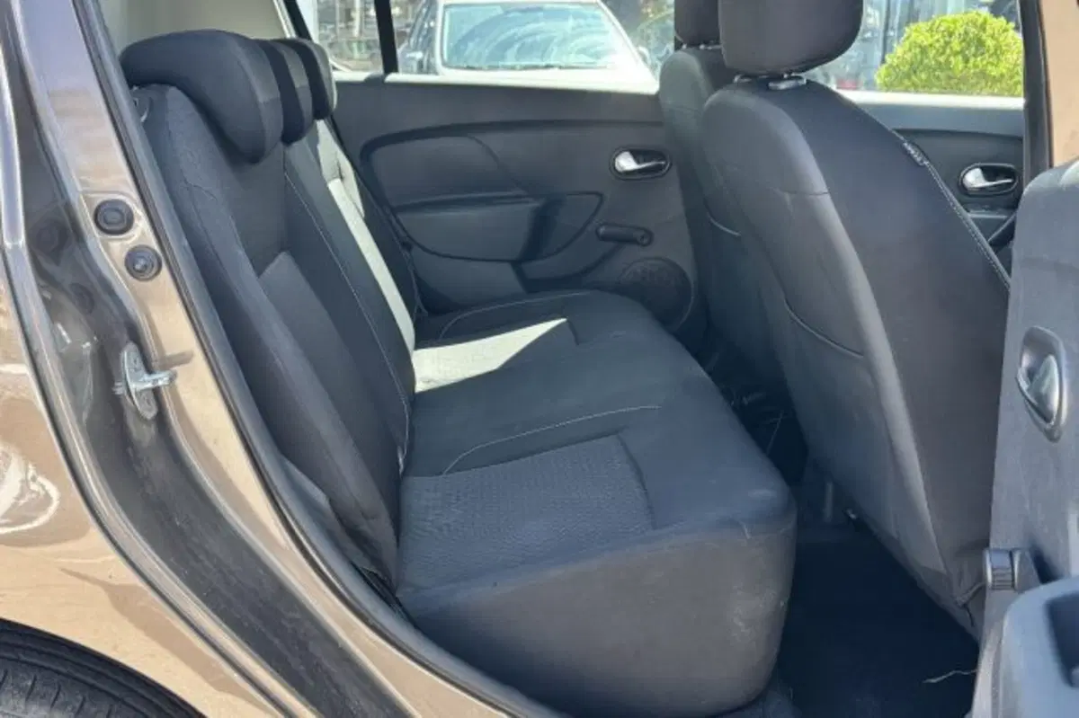 Dacia Sandero usata a Latina (10)