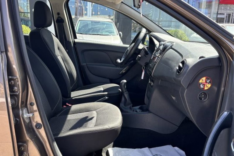 Dacia Sandero usata a Latina (8)