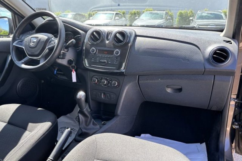 Dacia Sandero usata a Latina (9)