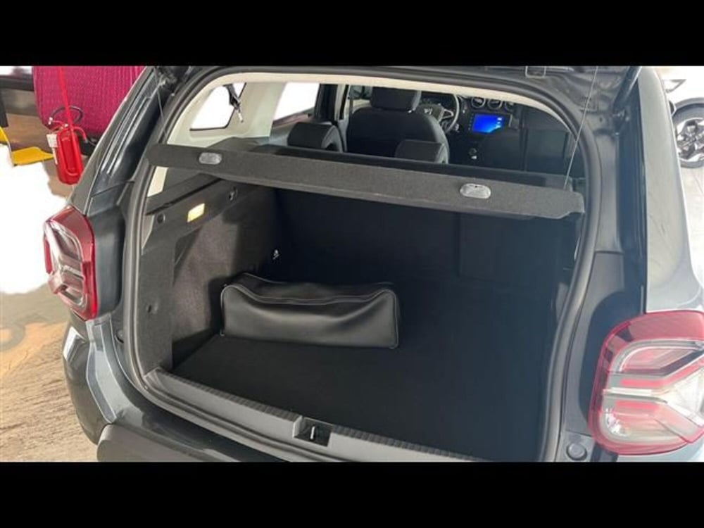 Dacia Duster usata a Firenze (9)