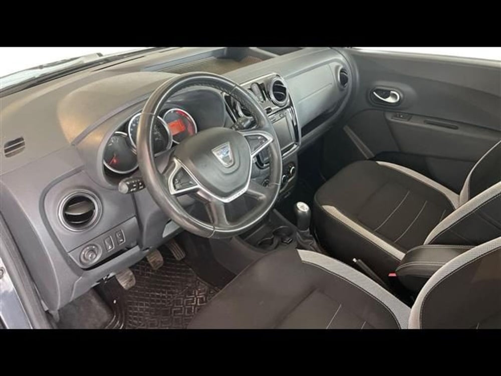 Dacia Dokker usata a Firenze (10)