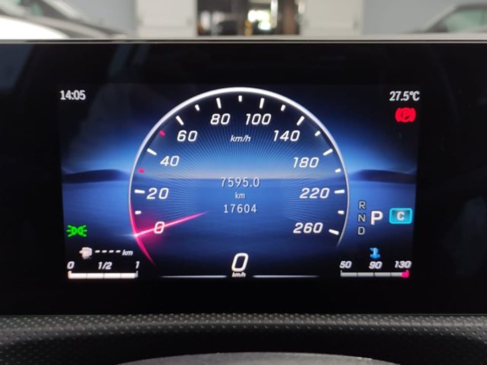 Mercedes-Benz CLA Shooting Brake usata a Verona (8)