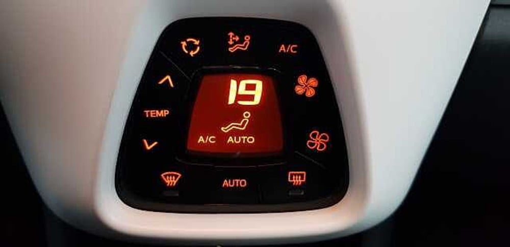 Peugeot 108 usata a Pordenone (14)