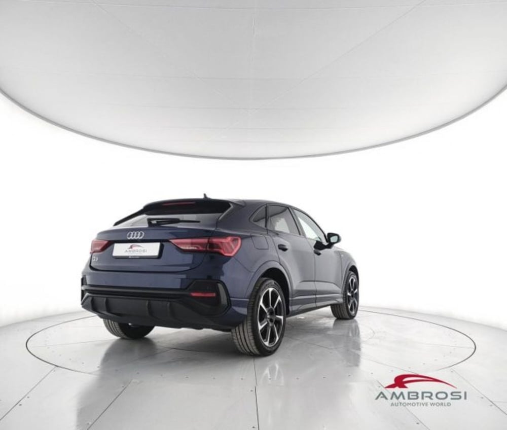 Audi Q3 Sportback usata a Perugia (3)