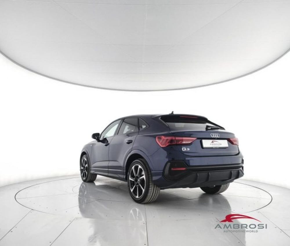 Audi Q3 Sportback usata a Perugia (4)