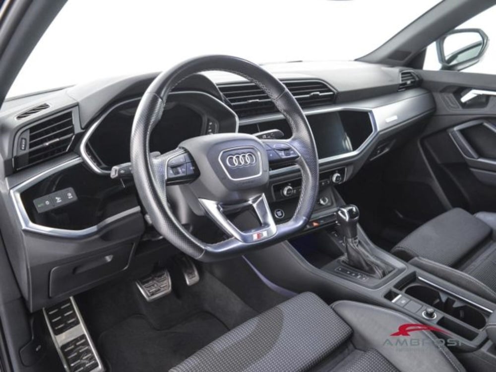 Audi Q3 Sportback usata a Perugia (8)