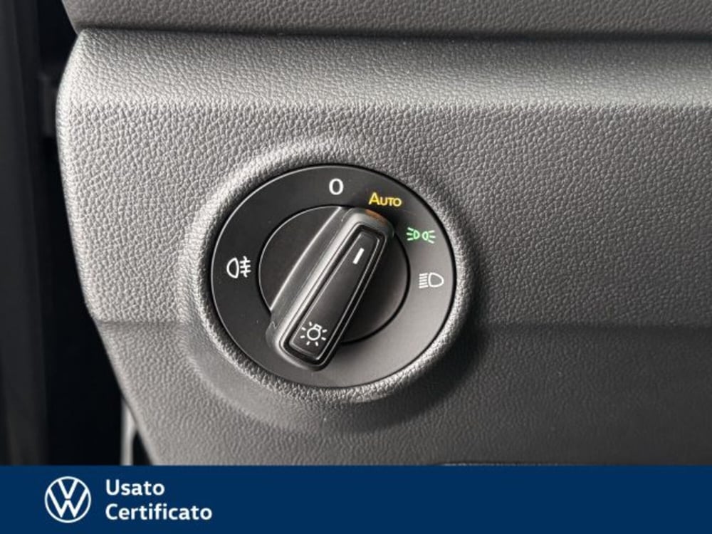 Volkswagen T-Roc usata a Vicenza (12)