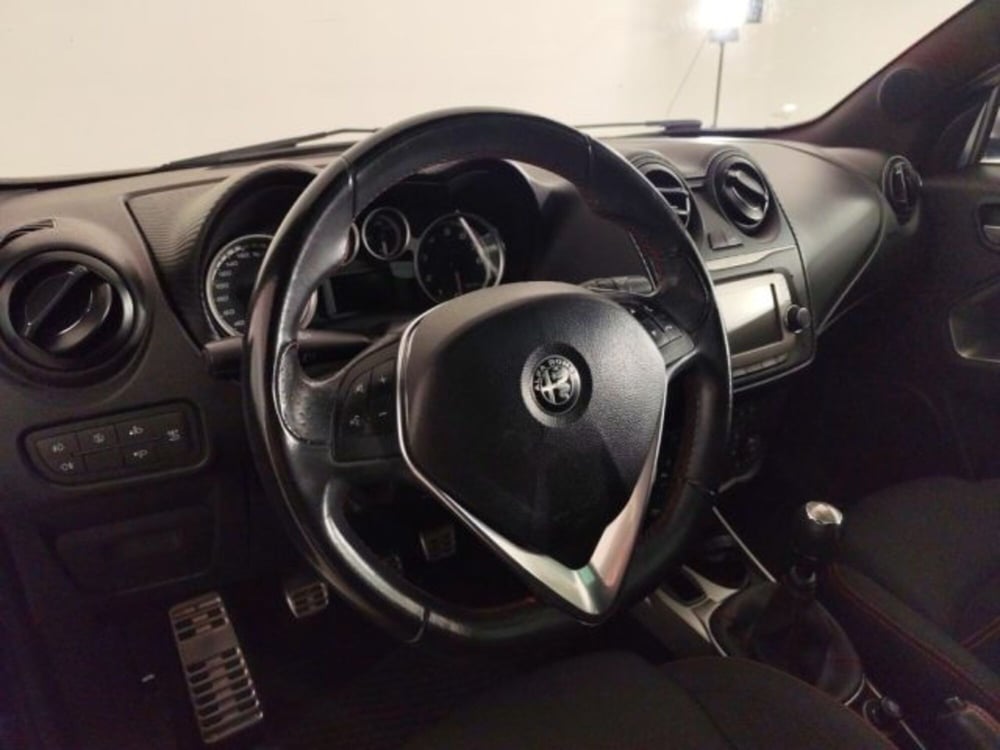 Alfa Romeo MiTo usata a Modena (6)