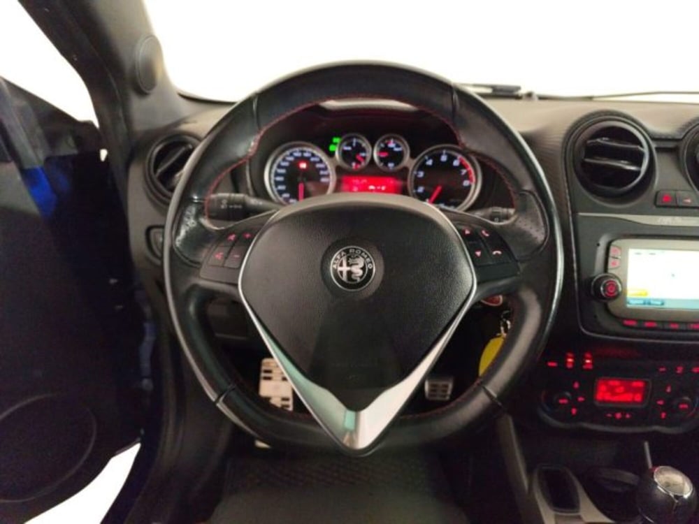 Alfa Romeo MiTo usata a Modena (7)