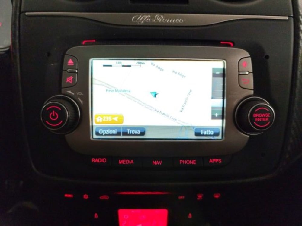 Alfa Romeo MiTo usata a Modena (8)