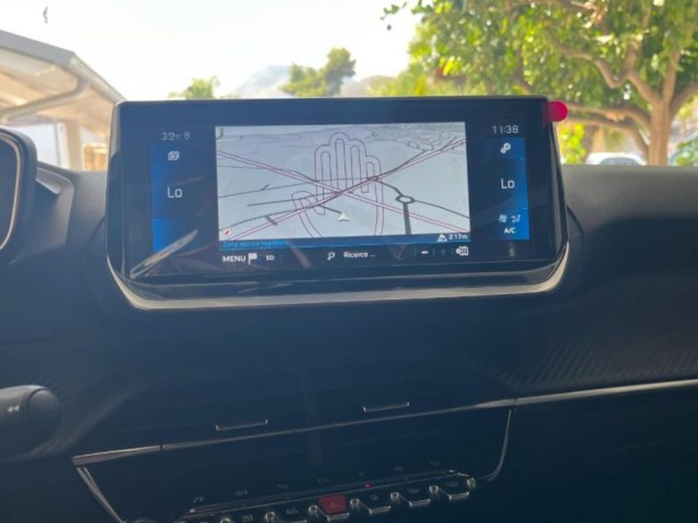Peugeot 2008 nuova a Trapani (14)