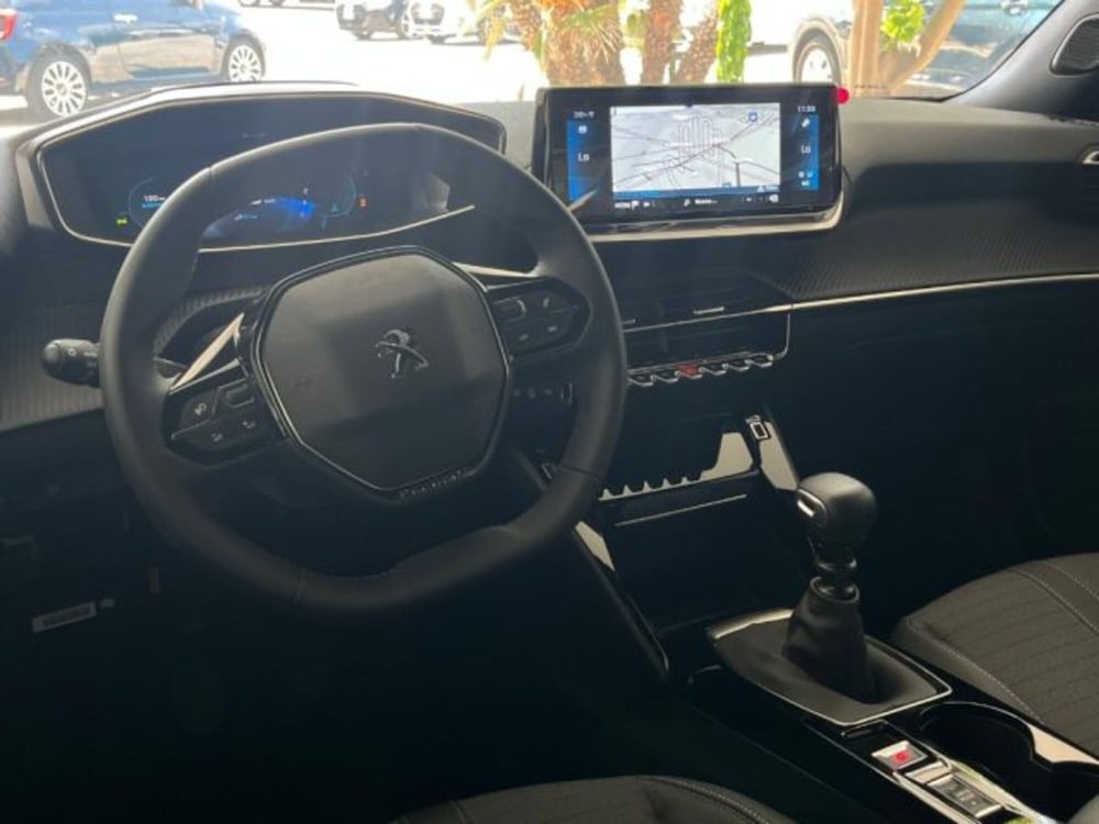 Peugeot 2008 nuova a Trapani (8)