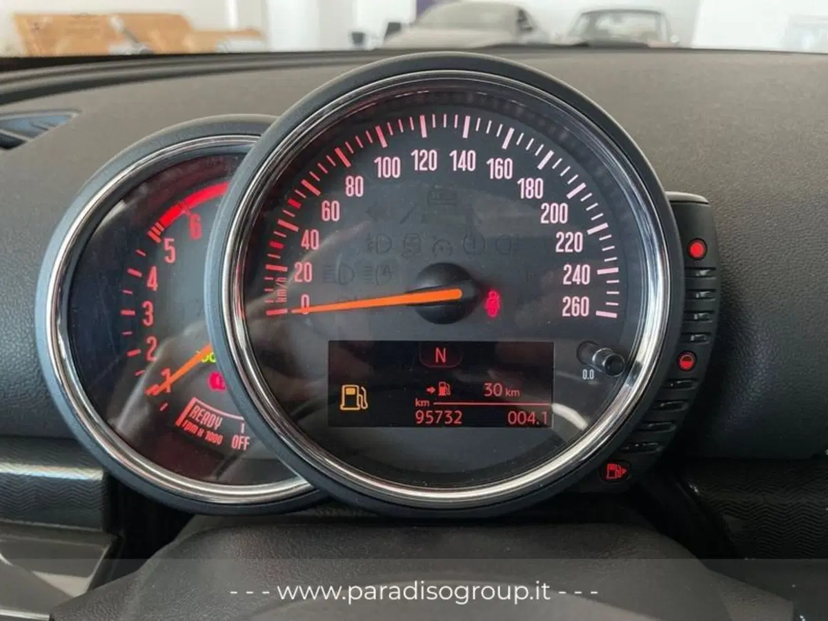 MINI Mini Clubman usata a Catanzaro (17)