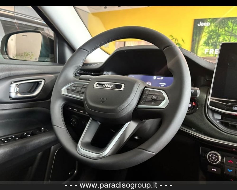 Jeep Compass nuova a Catanzaro (12)