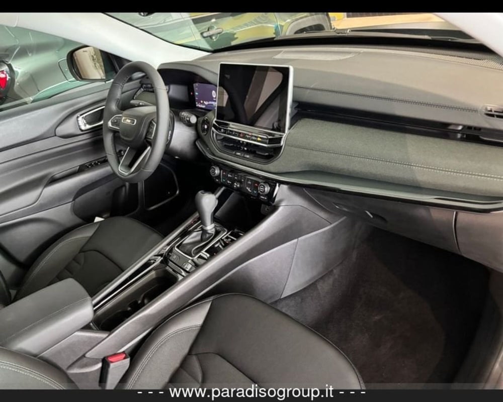 Jeep Compass nuova a Catanzaro (15)