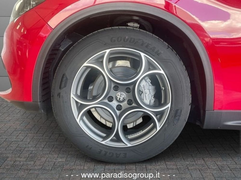 Alfa Romeo Stelvio nuova a Catanzaro (11)