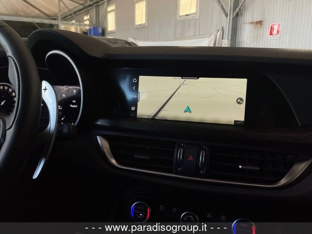 Alfa Romeo Stelvio nuova a Catanzaro (17)