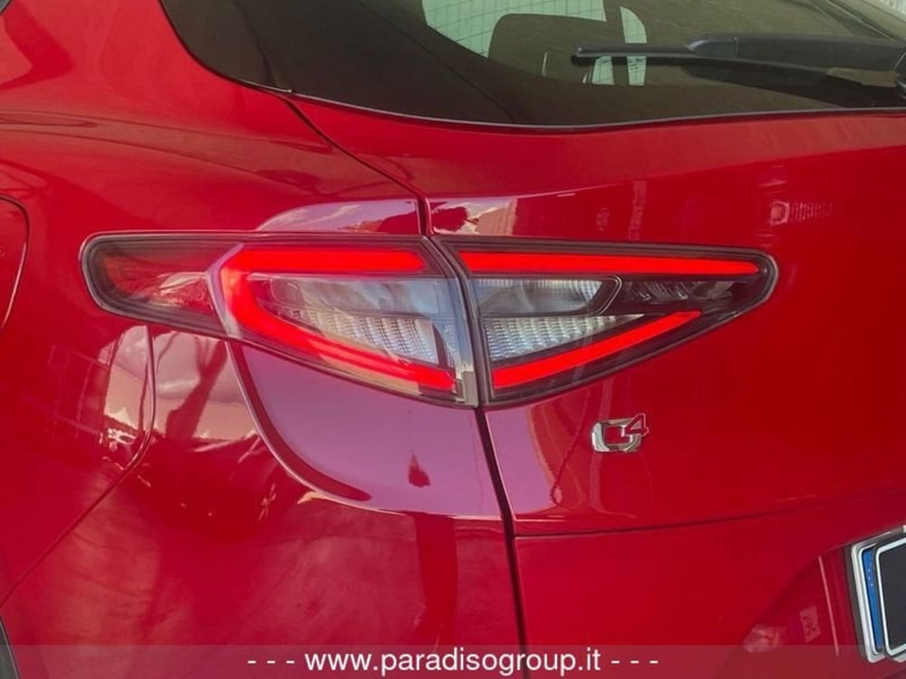Alfa Romeo Stelvio nuova a Catanzaro (9)