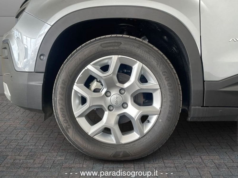 Jeep Avenger nuova a Catanzaro (11)