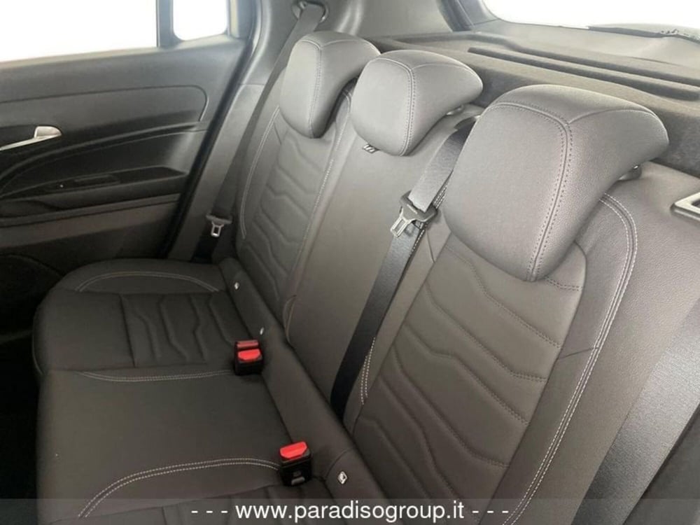 Jeep Avenger nuova a Catanzaro (20)