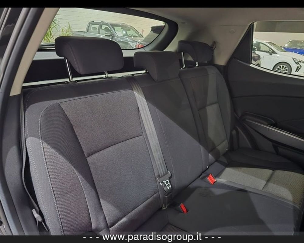 Ssangyong Tivoli nuova a Catanzaro (12)
