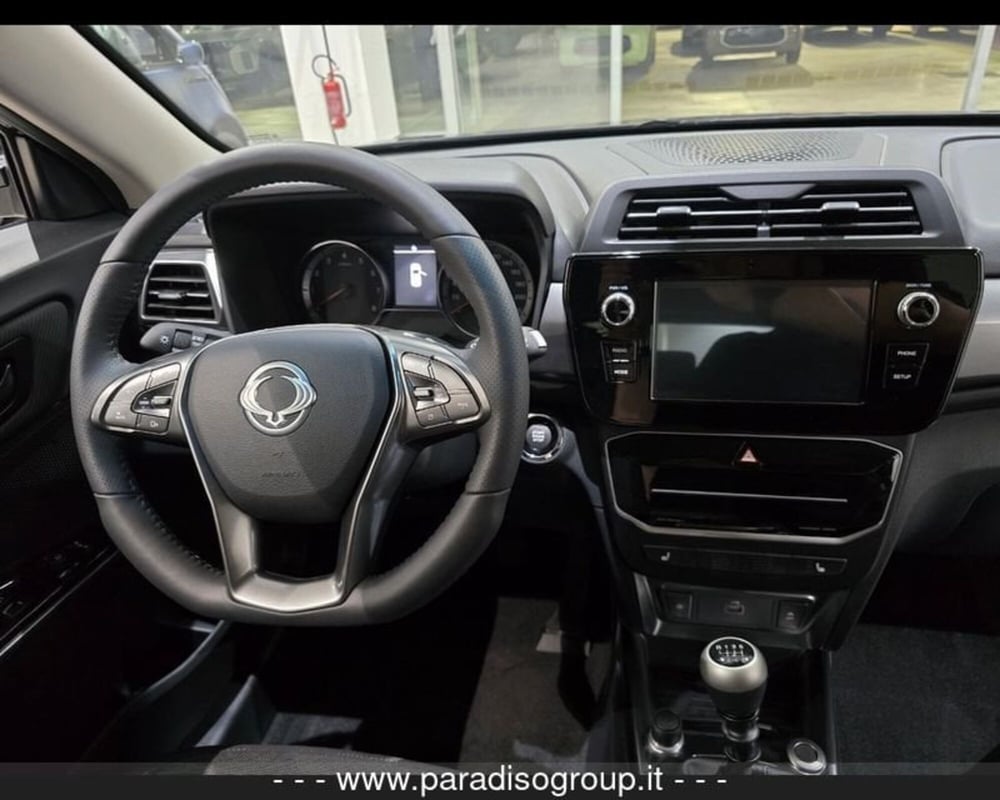 Ssangyong Tivoli nuova a Catanzaro (7)