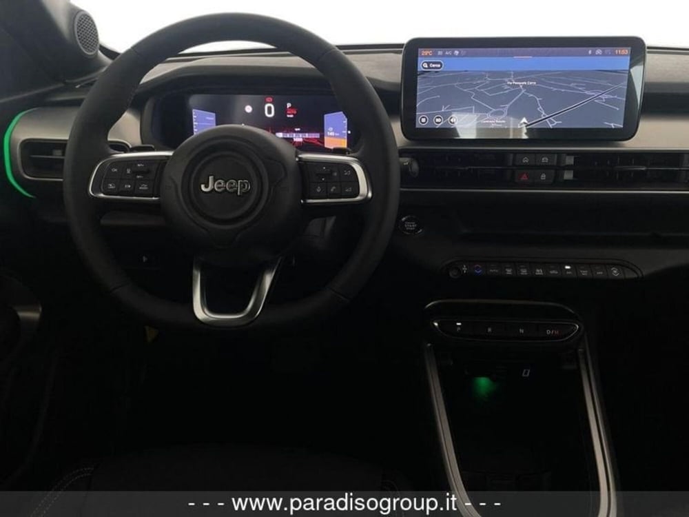 Jeep Avenger nuova a Catanzaro (16)