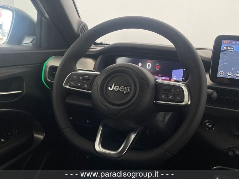 Jeep Avenger nuova a Catanzaro (19)