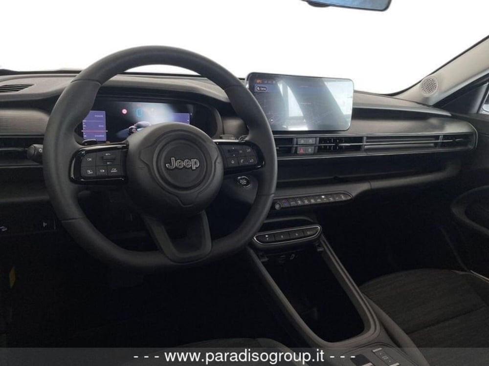 Jeep Avenger nuova a Catanzaro (13)