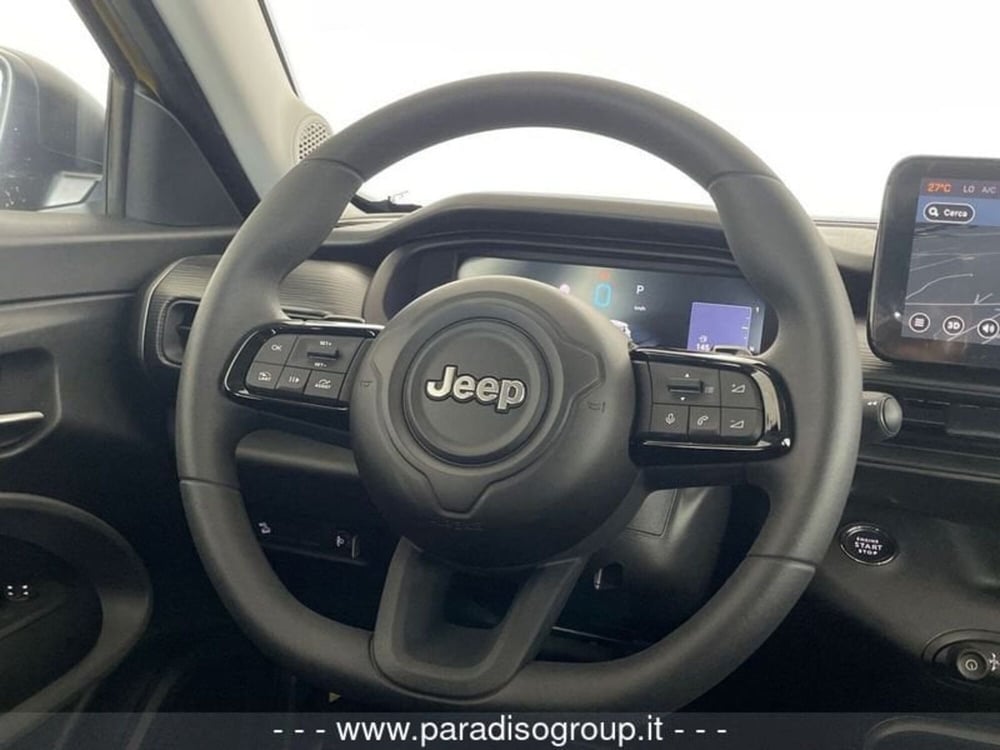 Jeep Avenger nuova a Catanzaro (19)