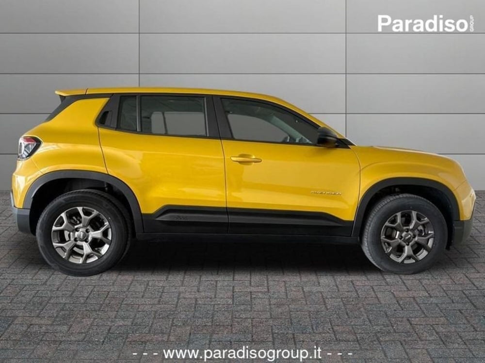 Jeep Avenger nuova a Catanzaro (5)