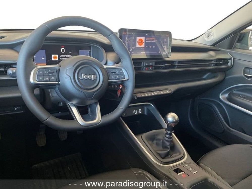 Jeep Avenger nuova a Catanzaro (12)