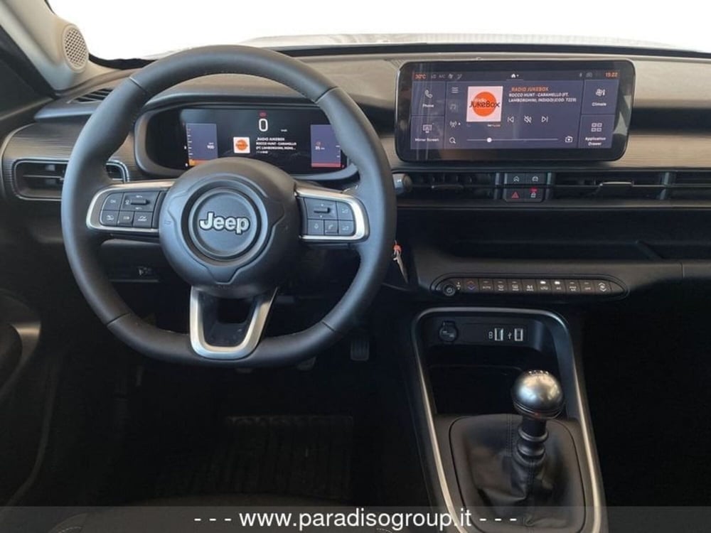 Jeep Avenger nuova a Catanzaro (15)