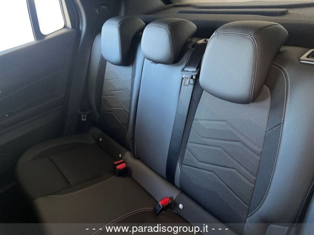 Jeep Avenger nuova a Catanzaro (20)