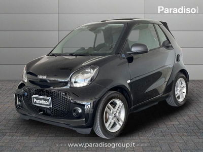 smart Fortwo Cabrio EQ cabrio Enel x - white del 2021 usata a Lamezia Terme
