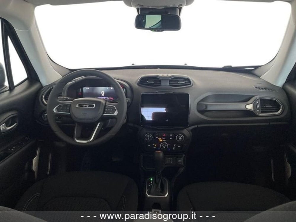 Jeep Renegade nuova a Catanzaro (12)
