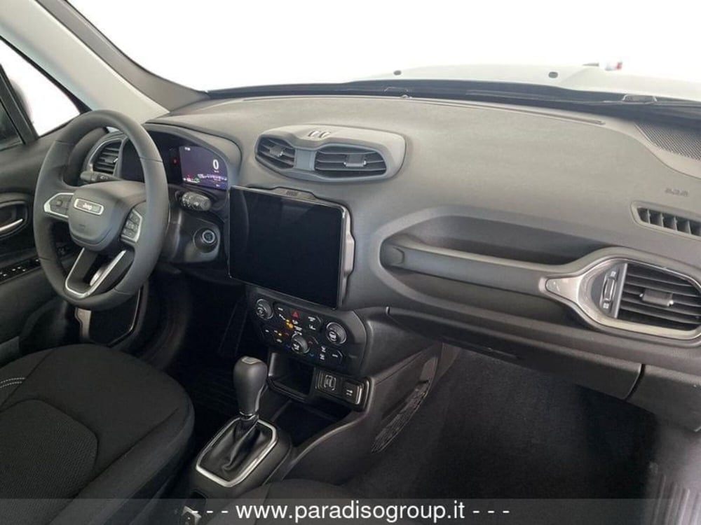 Jeep Renegade nuova a Catanzaro (18)