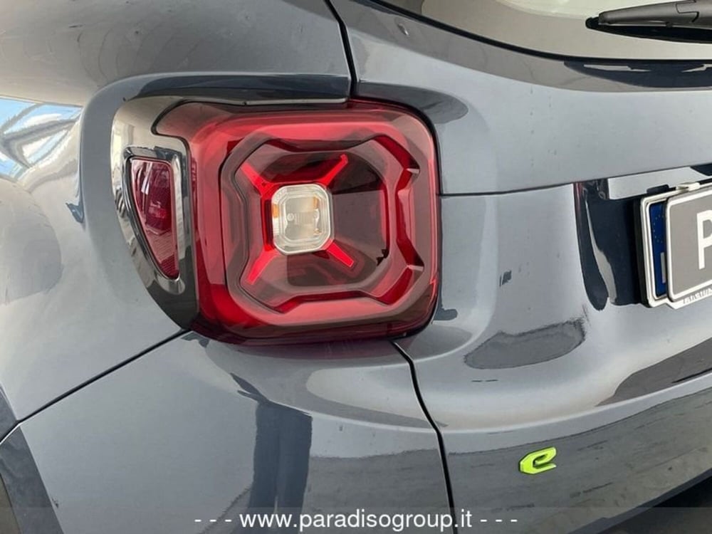 Jeep Renegade nuova a Catanzaro (8)