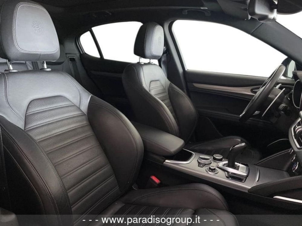 Alfa Romeo Stelvio usata a Catanzaro (14)