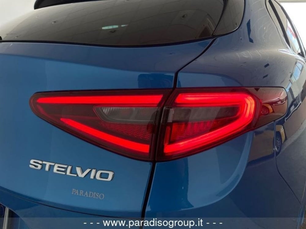 Alfa Romeo Stelvio usata a Catanzaro (9)