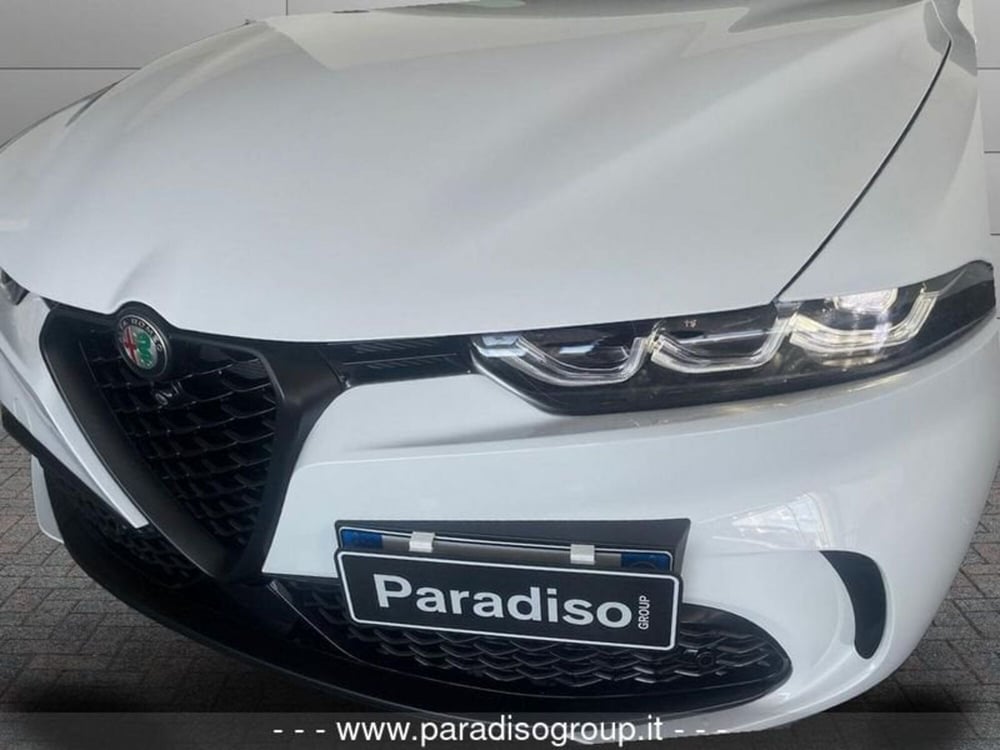 Alfa Romeo Tonale nuova a Catanzaro (8)
