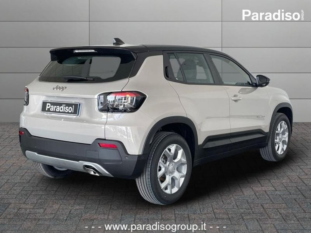 Jeep Avenger nuova a Catanzaro (2)