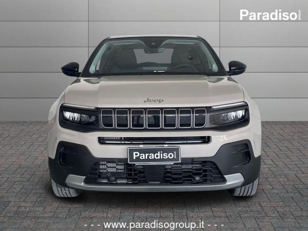 Jeep Avenger nuova a Catanzaro (3)