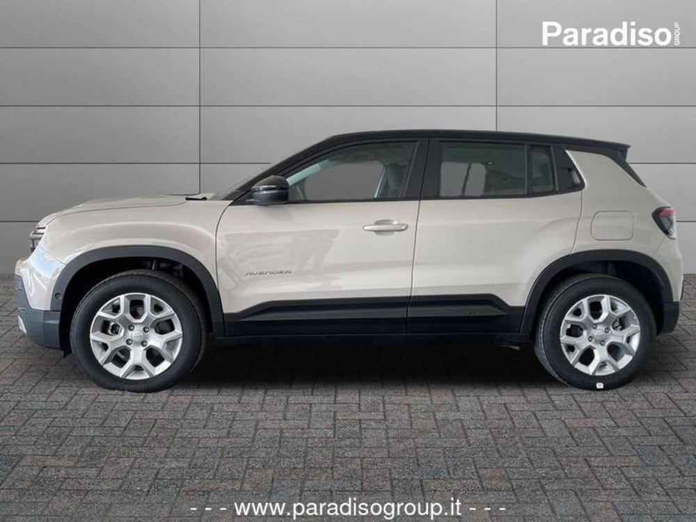 Jeep Avenger nuova a Catanzaro (6)